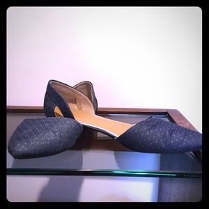 Super cute polkadot flats!